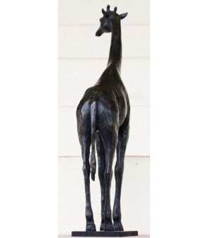 Sculpture en bronze (girafe) par Igor LY pour Animal Art Gallery Paris