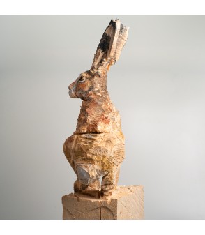 Lièvre, sculpture animalière en bois, par Guillaume Belin pour Animal Art Gallery Paris