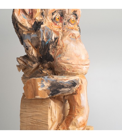 Chimpanzé, sculpture animalière en bois, par Guillaume Belin pour Animal Art Gallery Paris