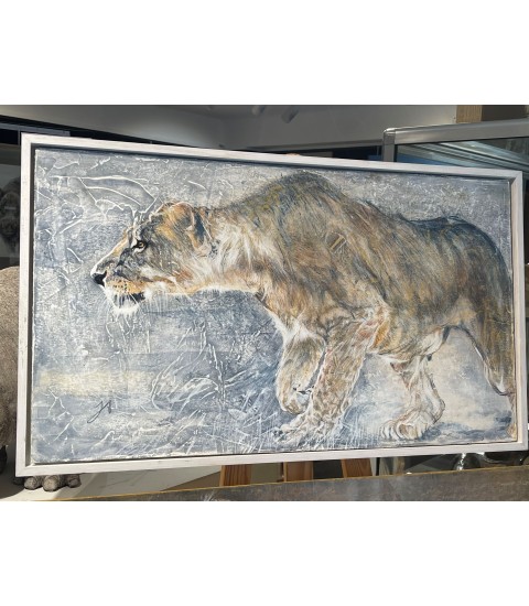 Julie Salmon - La Traque (Jeune Lionne Furtive)