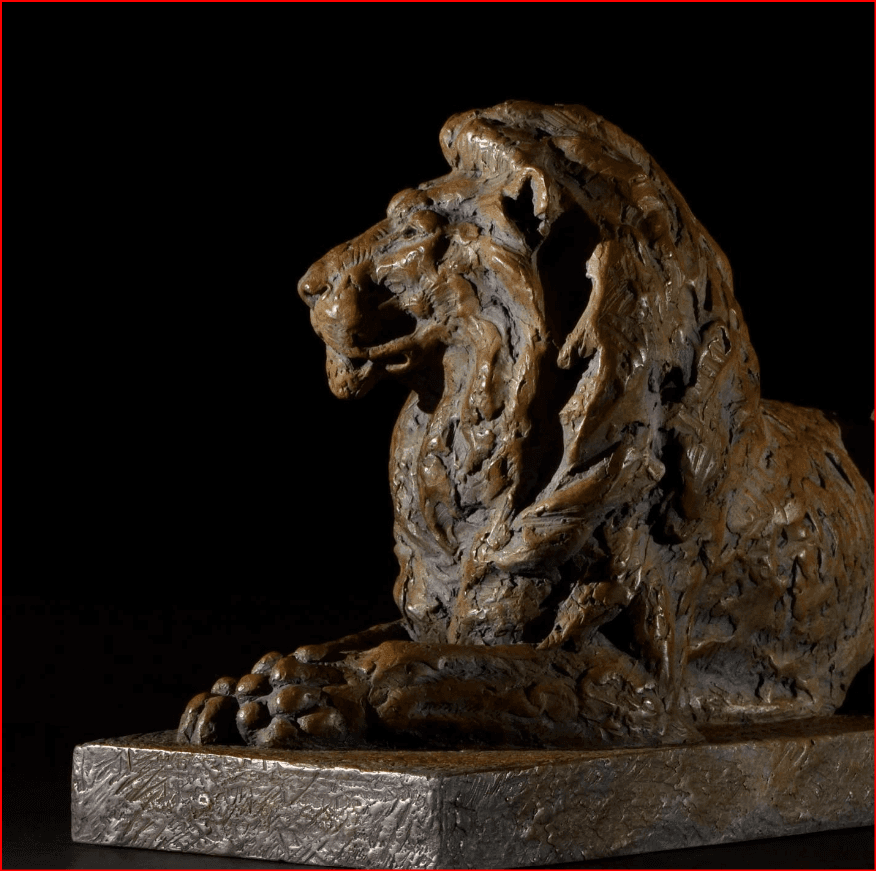 CLASSIC WITH A TWIST (LION)