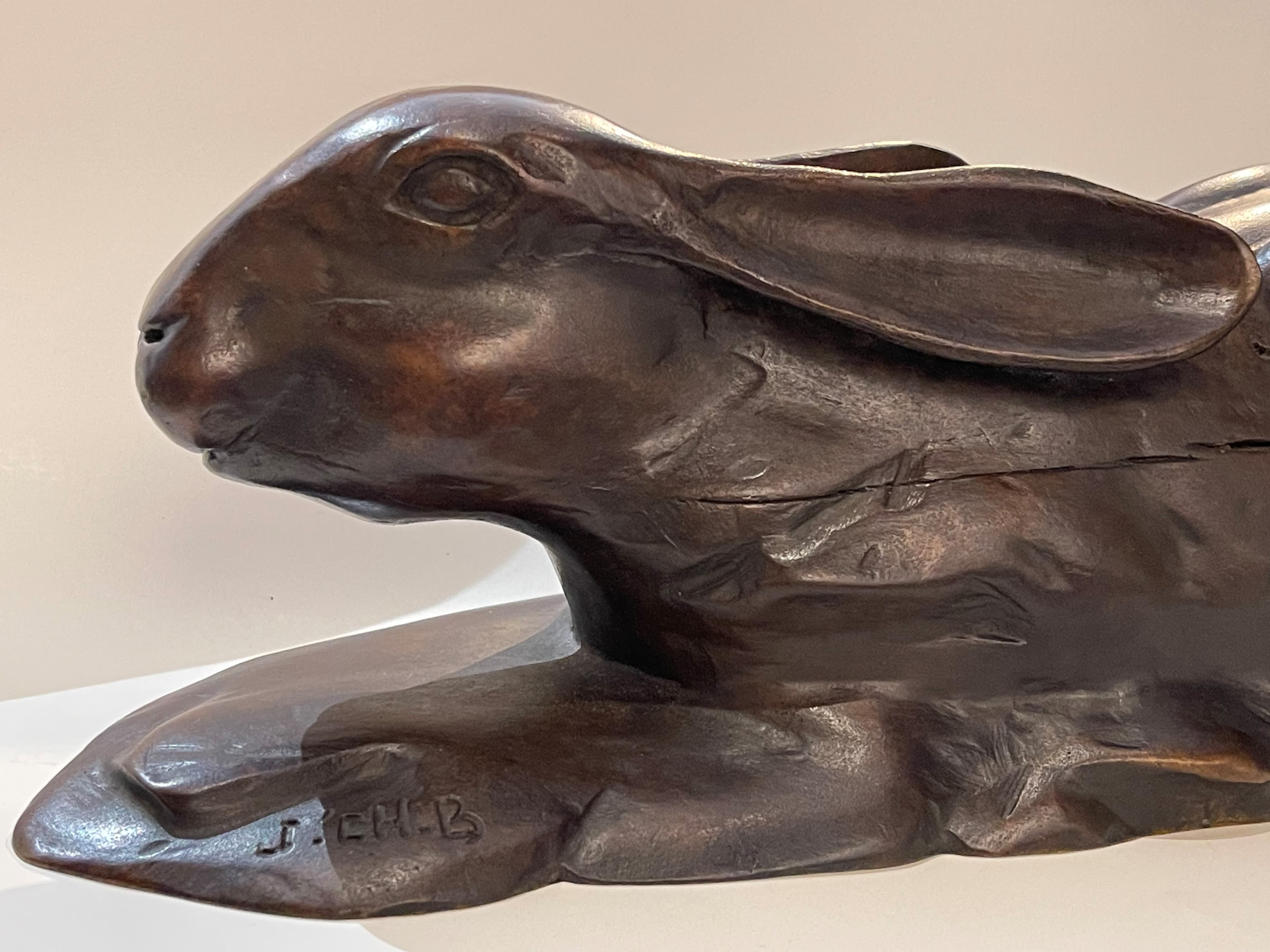 LIEVRE AU GÎTE (bronze animalier)